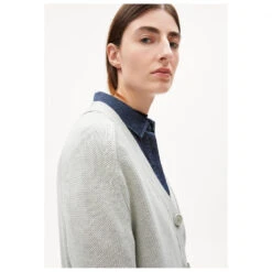 Armedangels Women's Enkaar Compact - Pullover 10 Armedangels Women's Enkaar Compact - Pullover -Armedange Kleidung Geschaft armedangels womens enkaar compact pullover detail 4